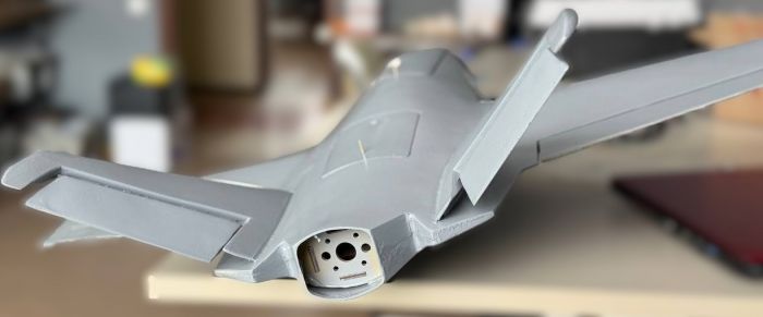 Літак безпілотний /композитне швидкісне літаюче крило Uav.in.ua