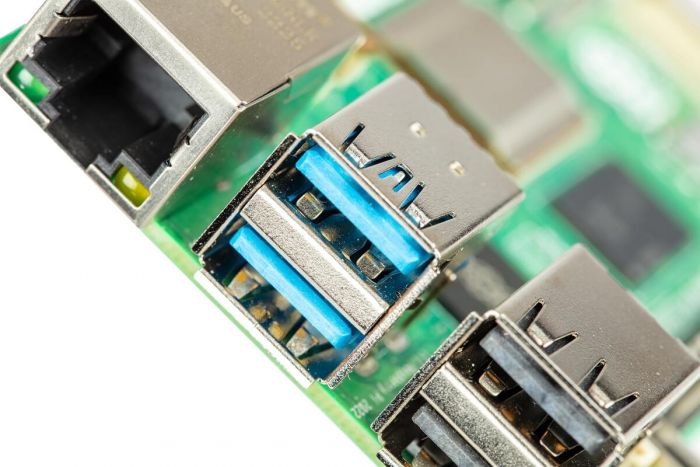 Мікрокомп'ютер Model B Pi 5 8GB Raspberry