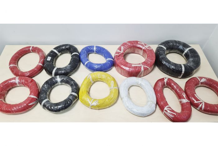 Провід силіконовий QJ 8 AWG (чорний), 1 метр