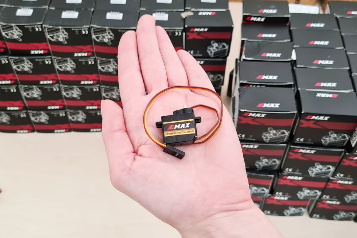 Сервопривід мікро 13г Emax ES08MD II 2.0кг/0.10сек цифровий