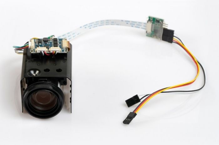 Камера аналогова 163г Foxeer 700TVL CMOS 30x зум з PWM керуванням для дронів