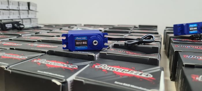 Сервопривод стандарт 56г Power HD 1812MG 18кг/0.12сек цифровий з вологозахистом