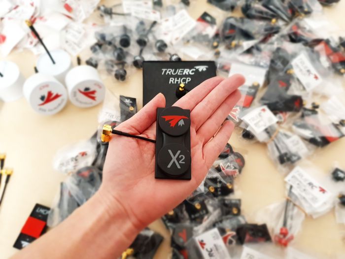Антена 5.8ГГц TrueRC X2-AIR 5.8 MK II (RHCP RP-SMA) 13 dBic