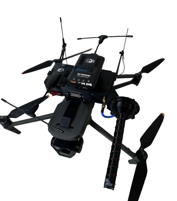 Ретранслятор для управління FPV дронами Crossfire