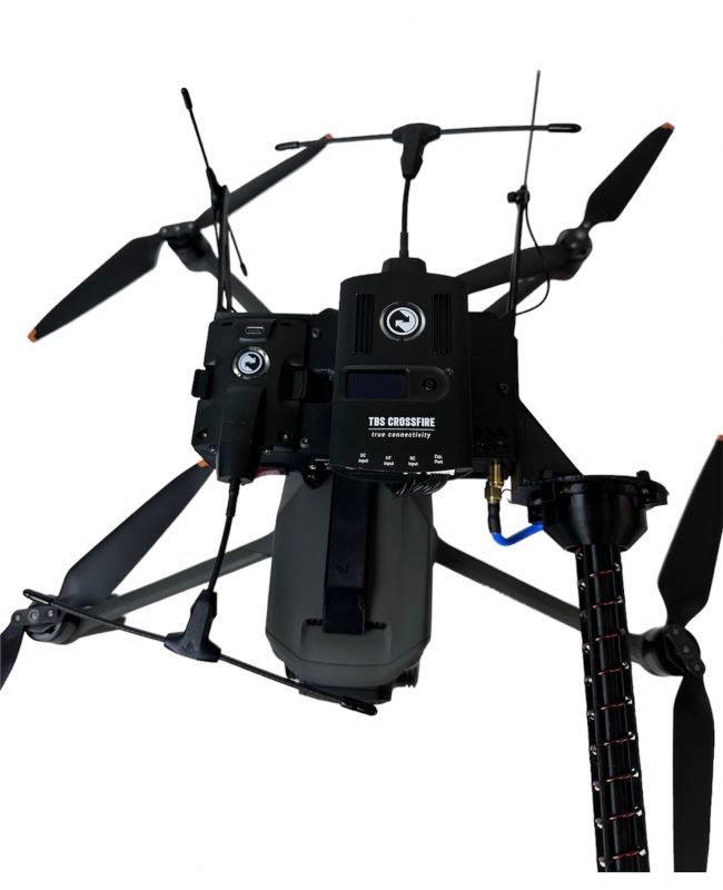 Ретранслятор для управління FPV дронами Crossfire