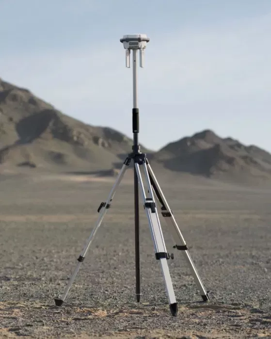 Багатофункціональна мобільна станція DJI GNSS D-RTK 3