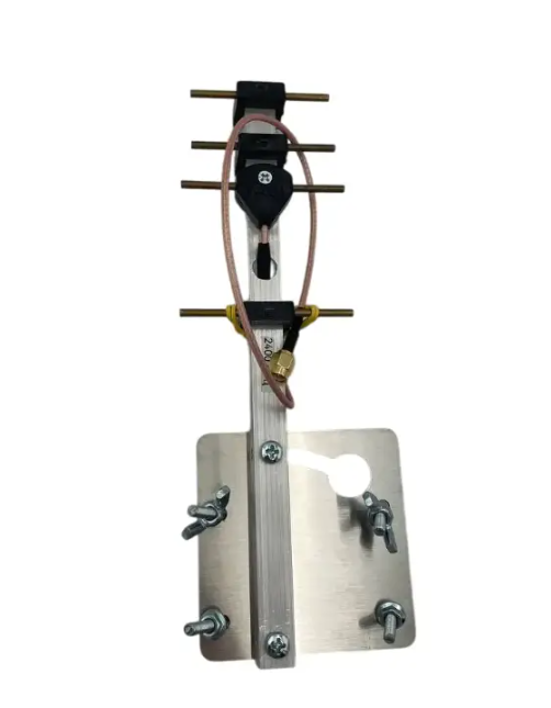 Направлена антена Yagi на  2.6 ГГц з підсиленням 8.6dBi, 4 секції SMA