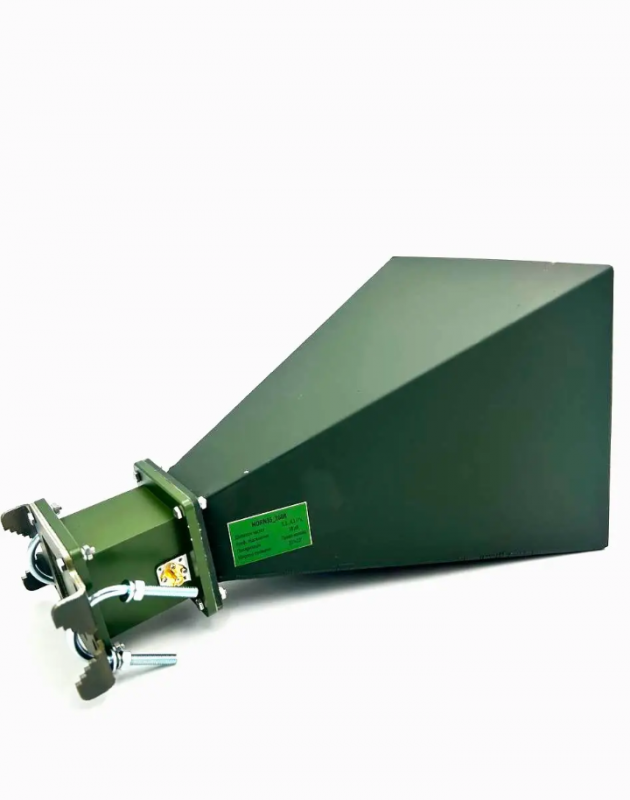 Рупорна антена для рентранслятора 3,2-4,1 ГГц 18 dBi SMA