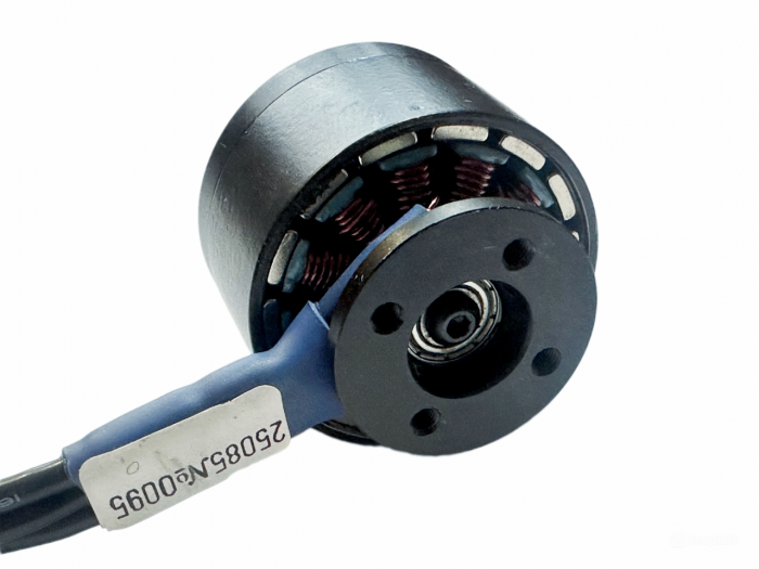 Двигун 3115 900/720KV