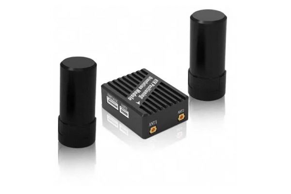 Модуль позиціонування SIYI RTK RM3100 із двома антенами