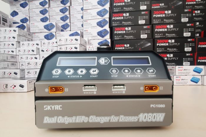 Зарядний пристрій дуо SkyRC PC1080 20A/1080W з/БЖ універсальний (SK-100124)
